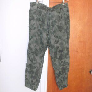 Anthropologie Camo Jogger Pants Drawstring Waist Tapered Leg Pockets Tencel ~ L